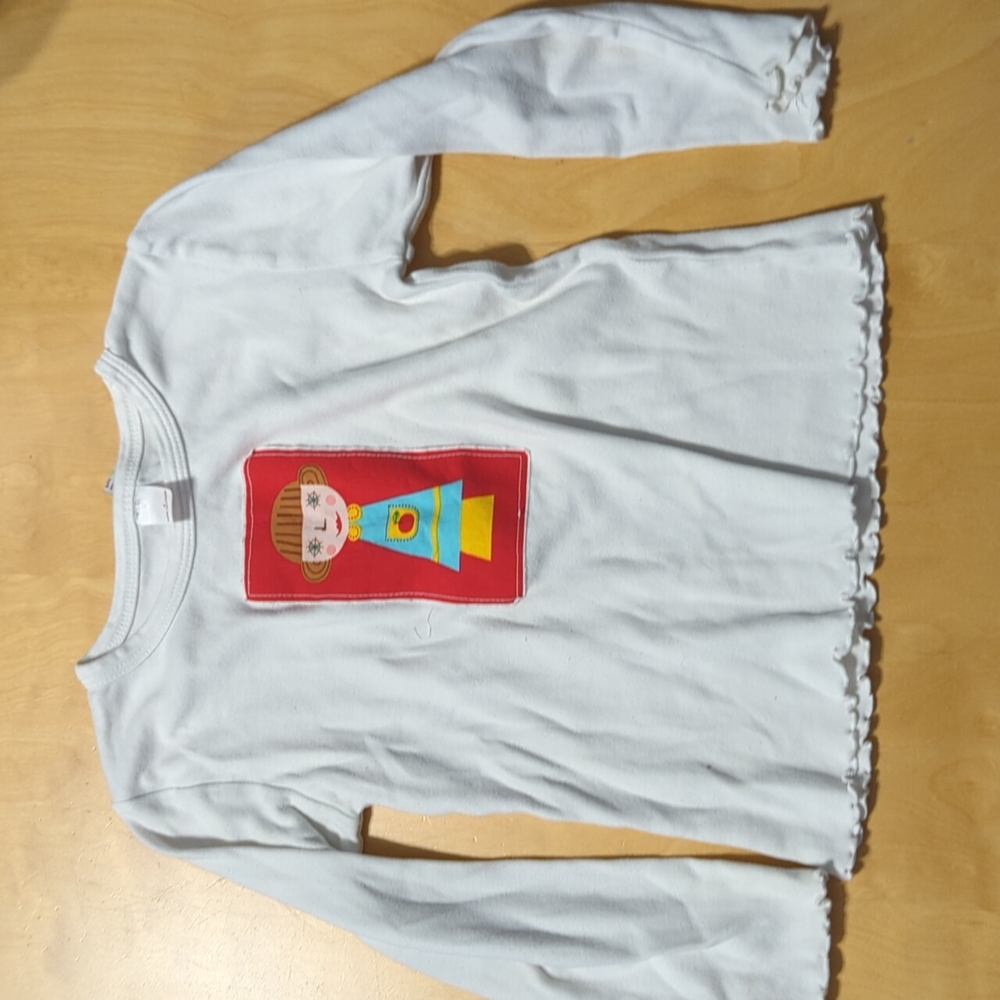 Adorable vintage shirt